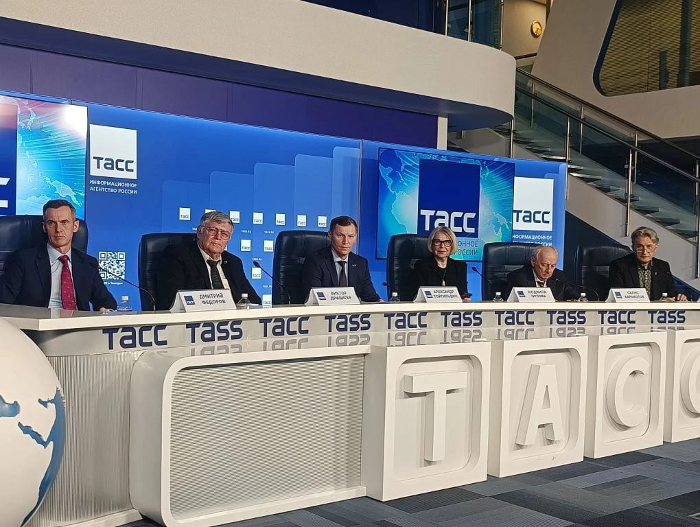 ��� ����� ���� � �� ����� ������: �������� � ���� �������� � ������������ �������� �� �����- � ���������������� ���������� � ����������